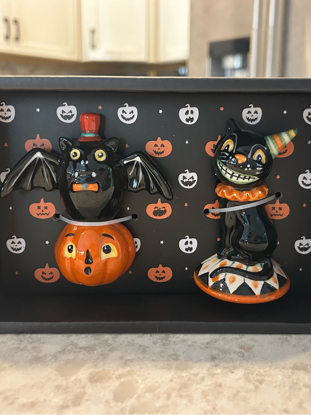 “New” Blue Sky Clayworks Halloween Bat/Pumpkin & Cat Salt & Pepper Shakers